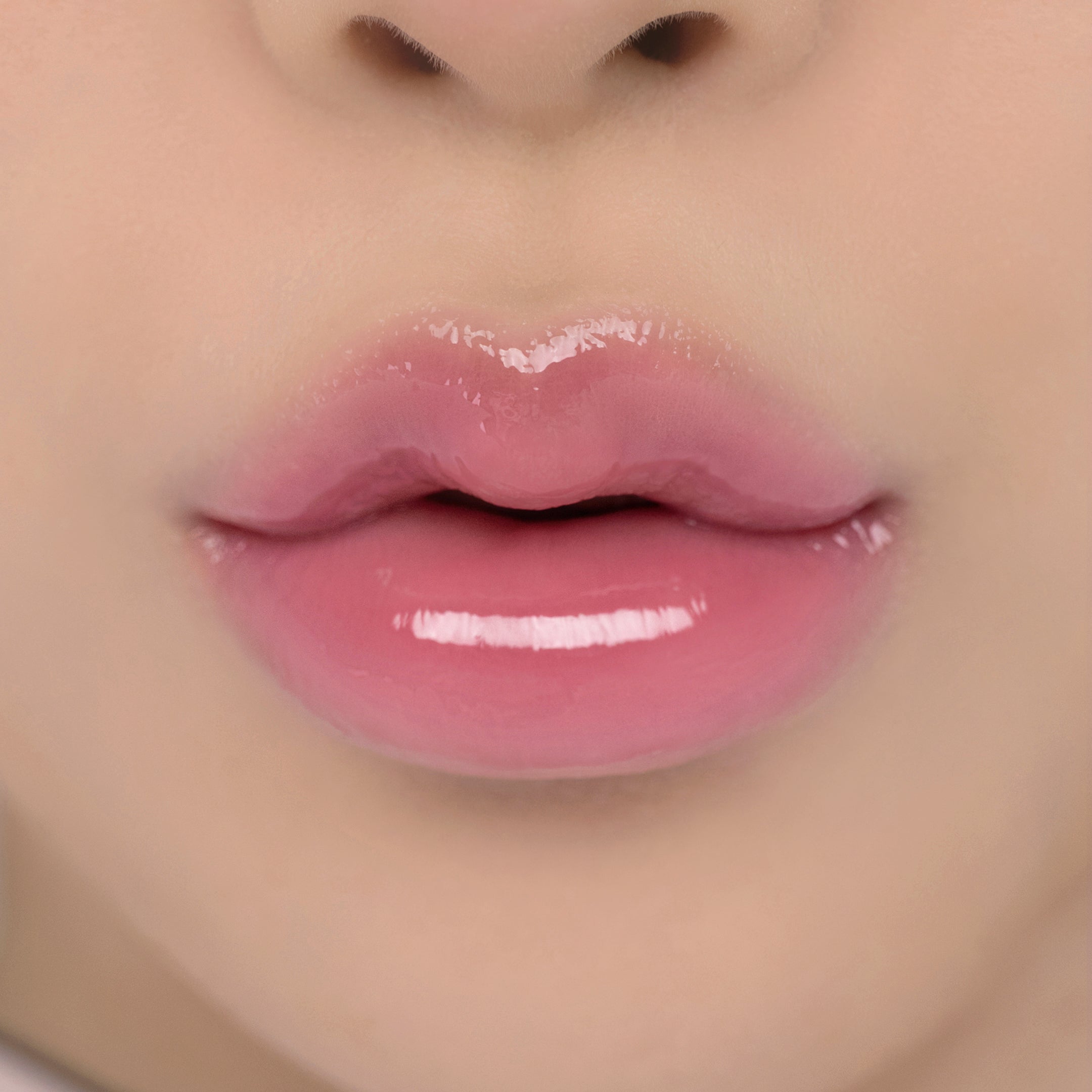 GLASTING COLOR GLOSS - rom&nd