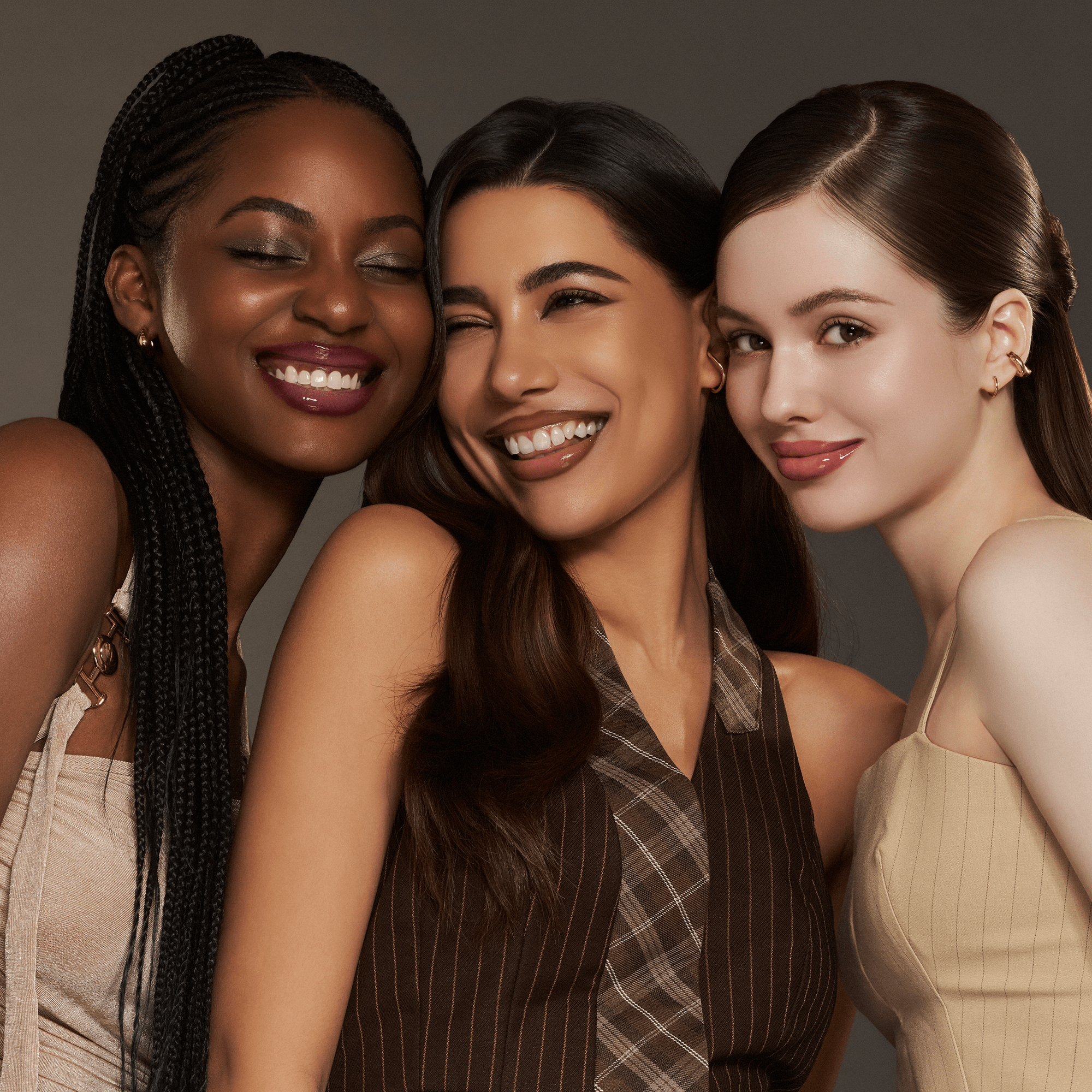 VOLUME HACK TRIO - rom&nd